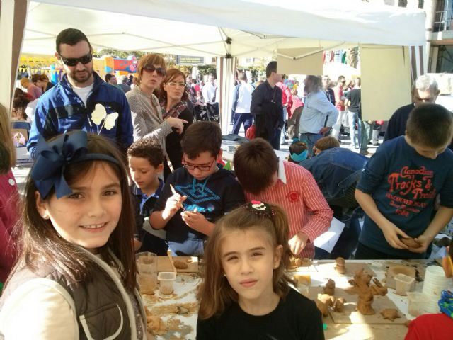 Ceutí vivió una fiesta de actividades infantiles y bicicletas