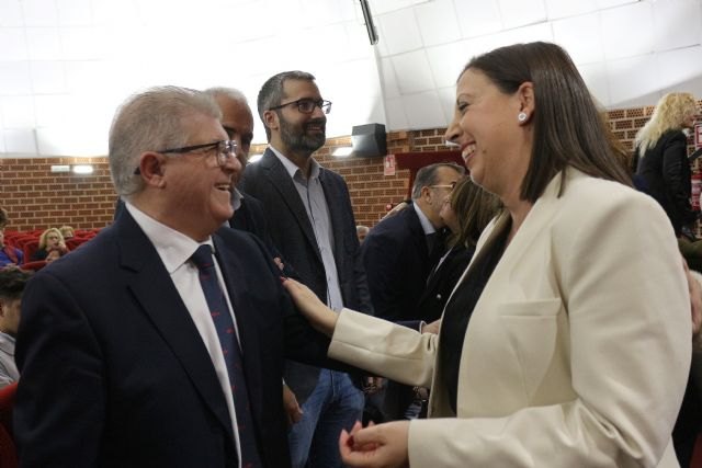 Pepe Vélez: 'Ceutí continuará avanzando con Sonia Almela, una magnífica alcaldesa que se está dejando la piel por mejorar su municipio'