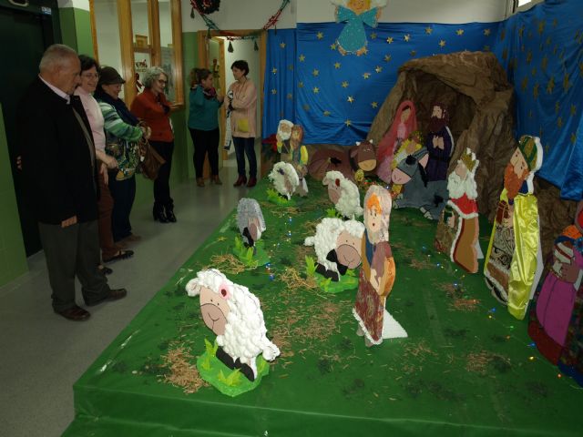 Colegios de Ceutí participan en el concurso de belenes