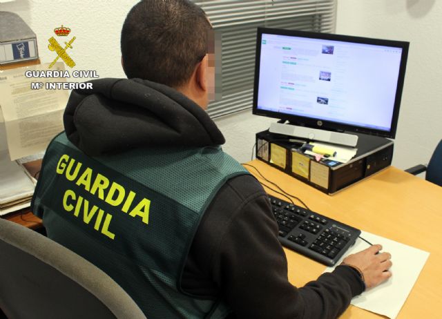 La Guardia Civil detiene en Murcia a un experimentado delincuente dedicado a cometer estafas inmobiliarias