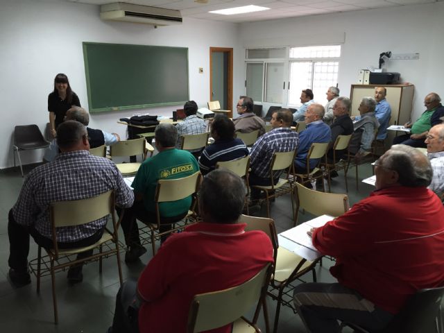 Concluye en Ceutí un curso de curso de tratamientos fitosanitarios