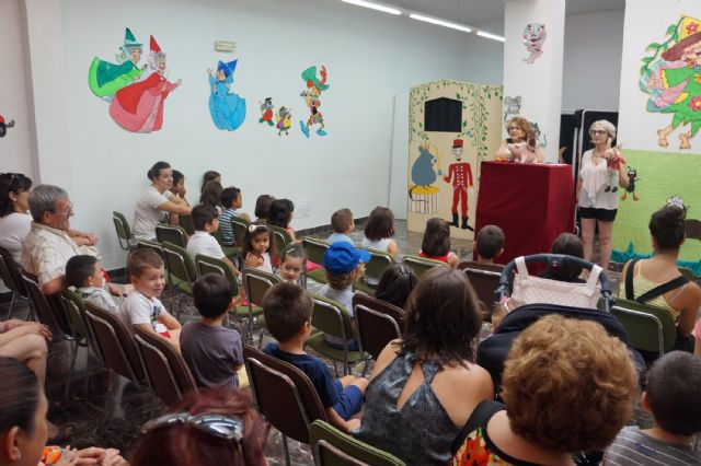 Vuelven tras el verano los cuentacuentos a la Biblioteca Municipal de Ceutí