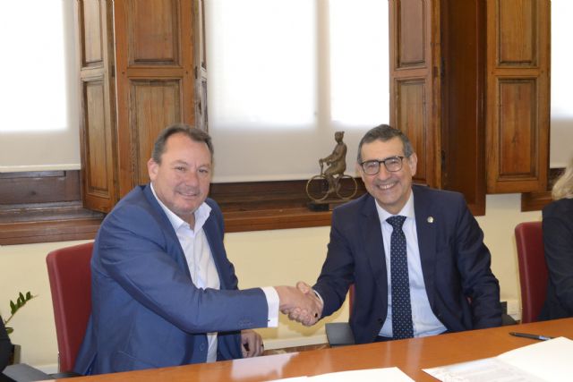 La Universidad de Murcia y el Ayuntamiento de Ceutí firman un convenio para crear una sede permanente en el municipio