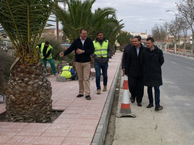 Fomento mejora la regulación del tráfico en la intersección del barrio de Vistalegre en Ceutí